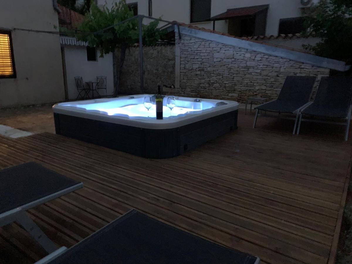 Studios Barre With Jacuzzi Rovinj Buitenkant foto