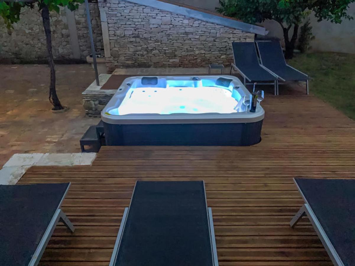 Studios Barre With Jacuzzi Rovinj Buitenkant foto